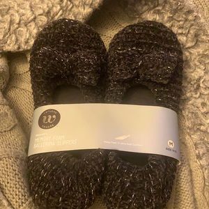 Brand new memory foam slippers.